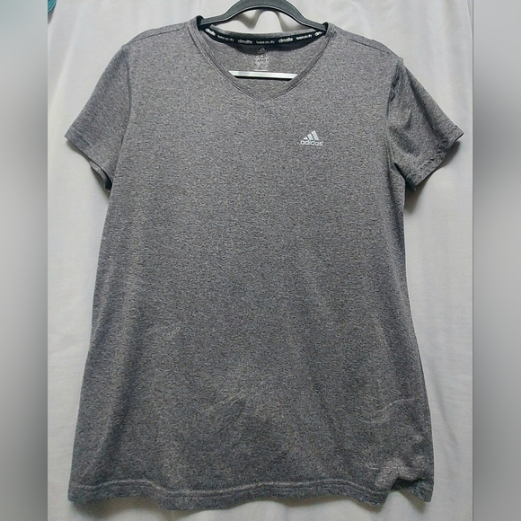 Adidas preformace t-shirt - Picture 1 of 2